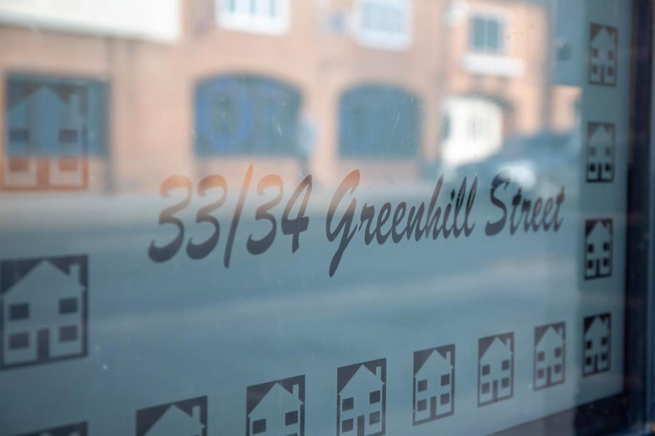 Modern Townhouse Apartment With Free Parking And Wifi Stratford-upon-Avon Exterior foto