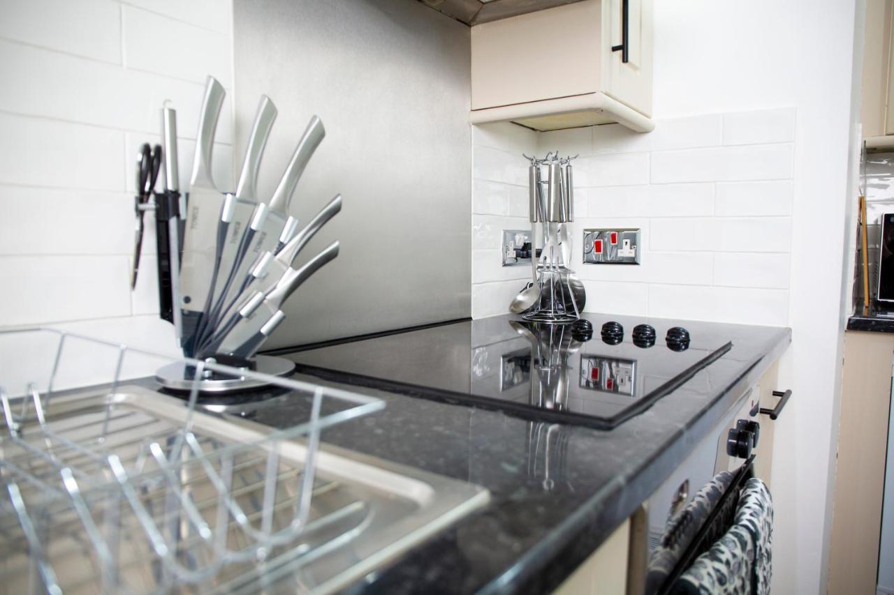 Modern Townhouse Apartment With Free Parking And Wifi Stratford-upon-Avon Exterior foto