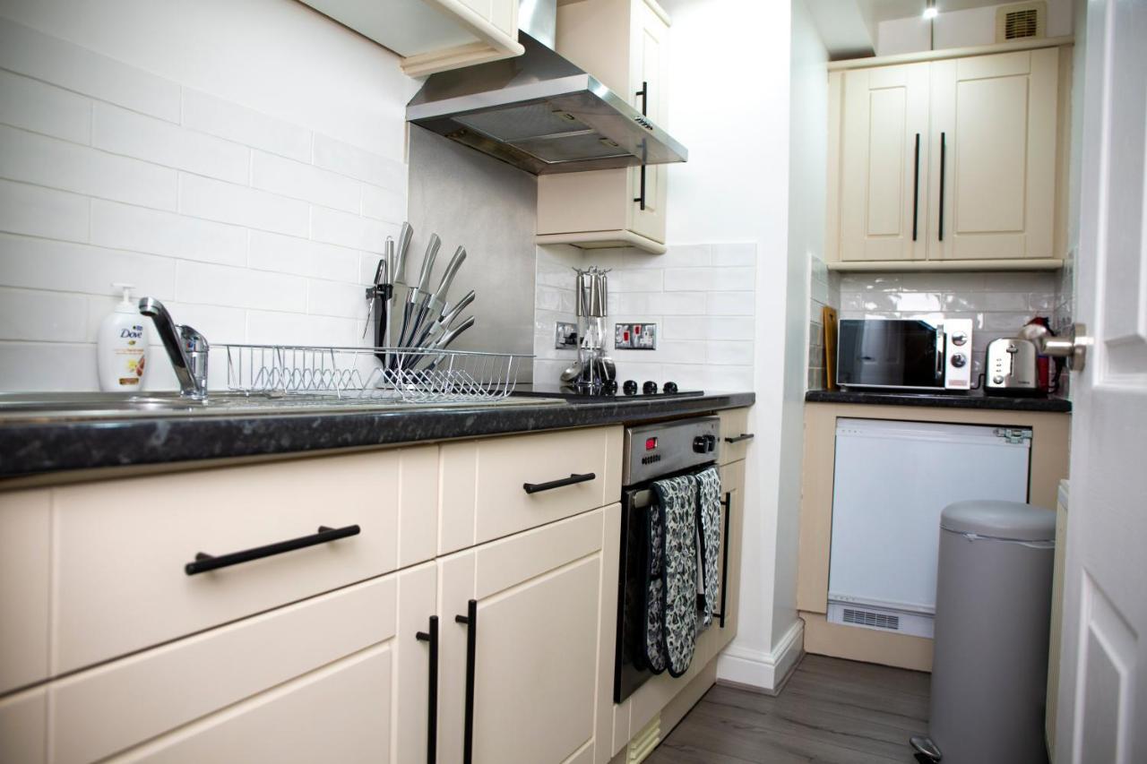 Modern Townhouse Apartment With Free Parking And Wifi Stratford-upon-Avon Exterior foto