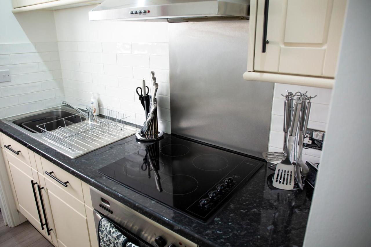 Modern Townhouse Apartment With Free Parking And Wifi Stratford-upon-Avon Exterior foto